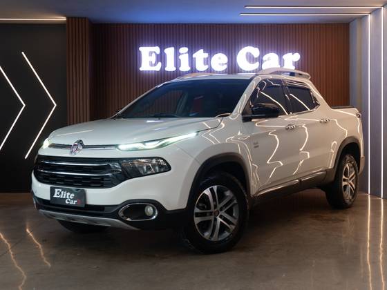 FIAT TORO 2.0 16V TURBO DIESEL VOLCANO 4WD AT9 FIAT TORO 2.0 16V TURBO DIESEL VOLCANO 4WD AT9